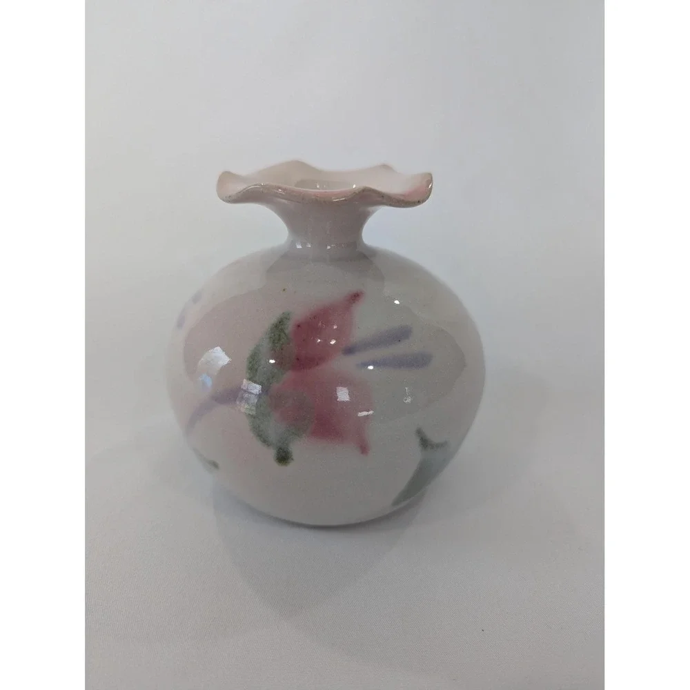 Jon Tury Michigan Studio Pottery Floral Bud Vase Ruffled Rim Pink White 4x4